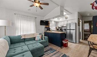 19921 WHALESHEAD Rd M2, Brookings, OR 97415