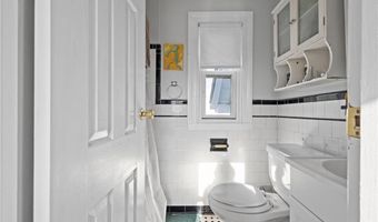 100 Lyman Ave, North Providence, RI 02911