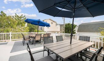 17 E 14TH St, Barnegat Light, NJ 08006