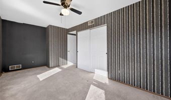 618 Running Creek Dr, Ballwin, MO 63021