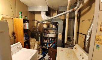 314 E Gilmore St, Angola, IN 46703