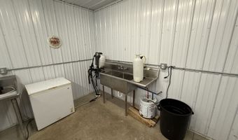 39494 165th St, Ashton, SD 57424