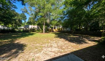 36 Le Moyne Dr, Beaufort, SC 29907