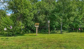 625 Mcgrath Pond Rd, Belgrade, ME 04917