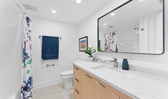 1006 SAGO PALM Way, Apollo Beach, FL 33572