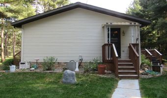 709 W 17th Dr, Arkdale, WI 54613