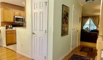 4 Bow Center Rd Unit B2, Bow, NH 03304