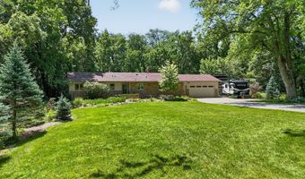 2706 Meadow Glen Rd, Ames, IA 50014