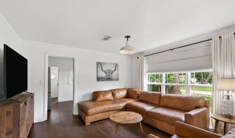 200 S Crane St, Alvord, TX 76225