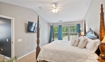 2143 Kaybird Ln, Charlotte, NC 28270