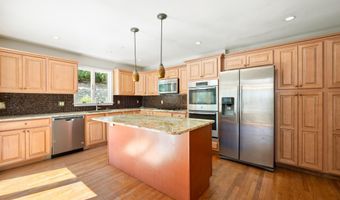 5520 WESTBARD Ave, Bethesda, MD 20816