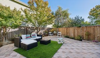 12 Britt Ct, Alameda, CA 94502