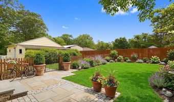 304 Central Blvd, Bayville, NJ 08721
