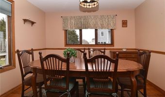 151 E Shore Rd, Narragansett, RI 02882