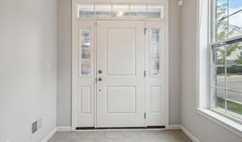 2805 Rathmore Ln, Ann Arbor, MI 48105