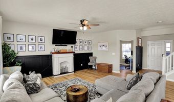 8207 Cagles Mill Trce, Avon, IN 46123