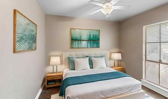 9134 Oxford Place Dr, Baton Rouge, LA 70809