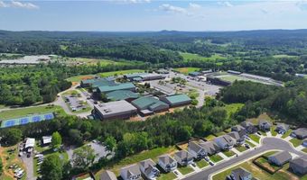 403 Larry Ln, Adairsville, GA 30103