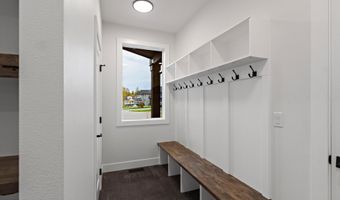 9191 Chapelle Cir, Anchorage, AK 99518