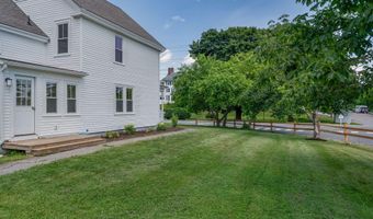 4 Washington St, Bath, ME 04530