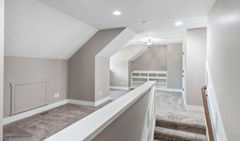 5962 Deer Hollow Rd, Auburn, IN 46706
