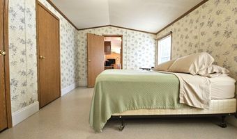 36 Garden Way, Augusta, ME 04330