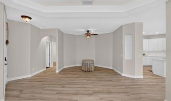 5508 GOLDEN ISLES Dr, Apollo Beach, FL 33572