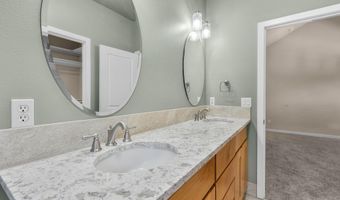 2612 NW Lemhi Pass Dr, Bend, OR 97703