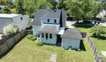 1738 N ERB St, Appleton, WI 54911