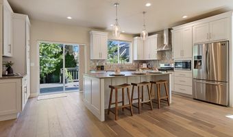 2968 NW Chianti Ln, Bend, OR 97703