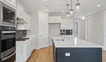 5835 LINDEN OAK Dr E, Arlington, TN 38002