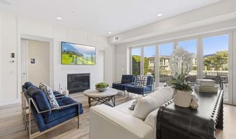 16750 Coyote Bush Dr 11, San Diego, CA 92127