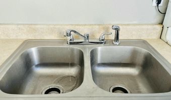 419 Dallas St SE A, Albuquerque, NM 87108