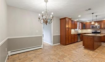 19 Bruce Dr, North Smithfield, RI 02896
