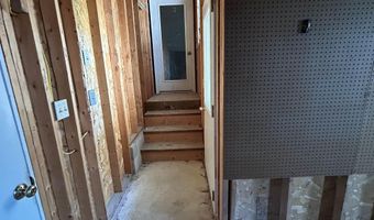 911 Pine St, Atlantic, IA 50022