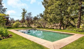 1065 Summit Lake Dr, Angwin, CA 94508