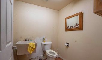 4905 Parkville Rd, Anderson, CA 96007