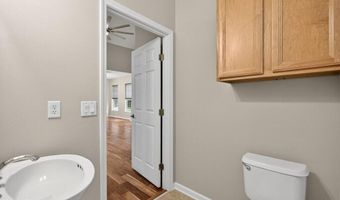 800 PARADISE Ln, Atlantic Beach, FL 32233