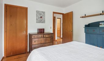 213 Pleasant Ave, Burlington, VT 05408