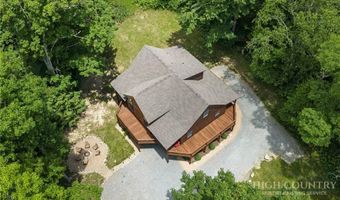 407 Signature Ridge Rd, Banner Elk, NC 28604