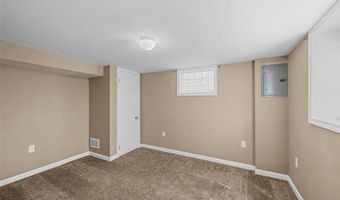 9301 Leona Ct, Affton, MO 63123