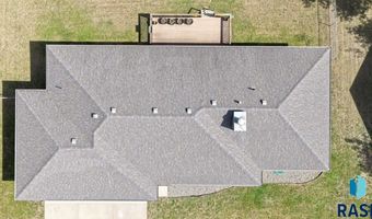 1212 E Fleetwood Cir, Brandon, SD 57005