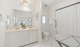 7026 San Bartolo St 18, Carlsbad, CA 92011
