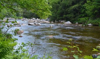 100 Route 302, Carroll, NH 03595