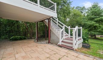 43032 LA RIVA Dr, Ashburn, VA 20148