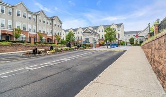 1002 Cunningham Ct, Belleville, NJ 07109