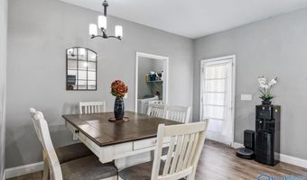 826 Barnes St, Albertville, AL 35950