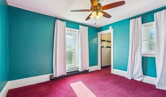 218 N Huber St, Anamosa, IA 52205