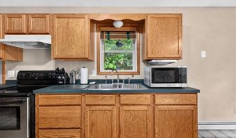80 Old Shannock Rd, Charlestown, RI 02813