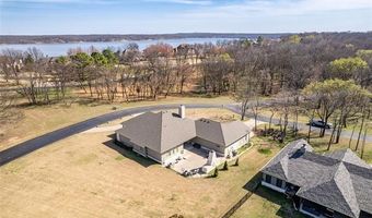 33389 S Coves Dr, Afton, OK 74331